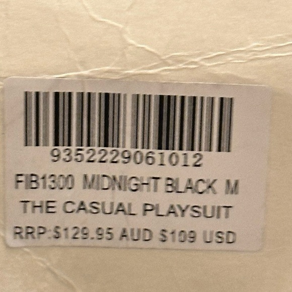 BARE by CHARLIE HOLIDAY woman’s The Casual Playsuit - Picture 13 of 13